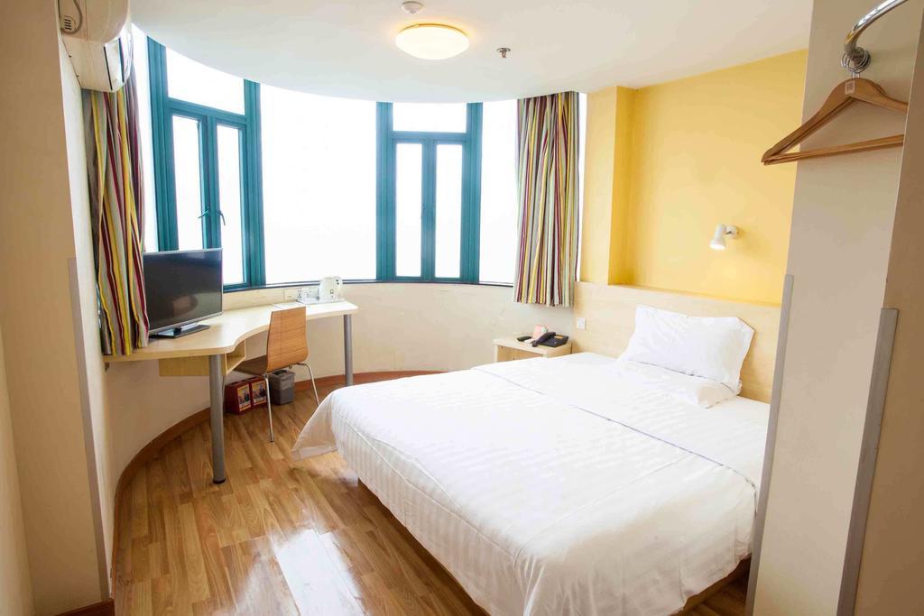 7Days Inn Zhongshan People'S Hospital Holiday Square Chambre photo